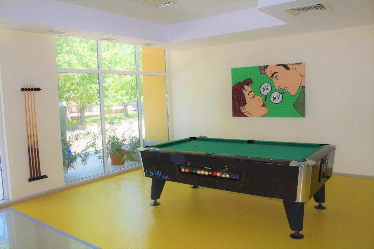 Pop Art Hotel Приморско Экстерьер фото